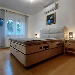 Violetta Vendeghaz Apartment Keszthely