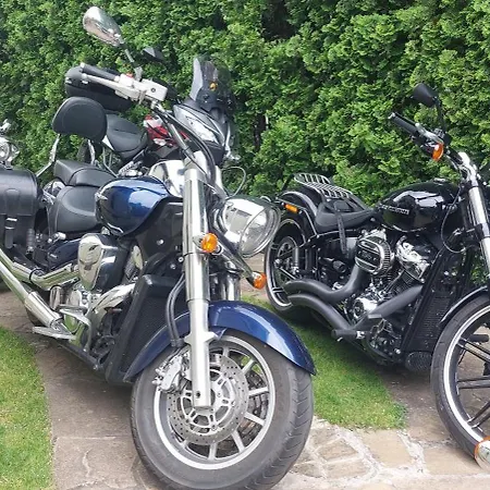 Violetta Vendeghaz アパート *