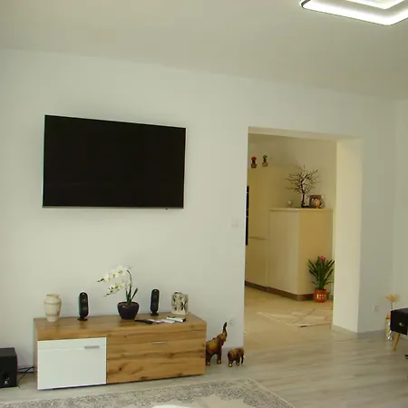 アパート Violetta Vendeghaz