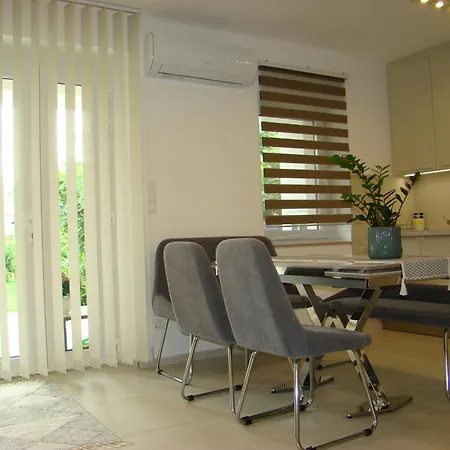Violetta Vendeghaz Apartment Keszthely