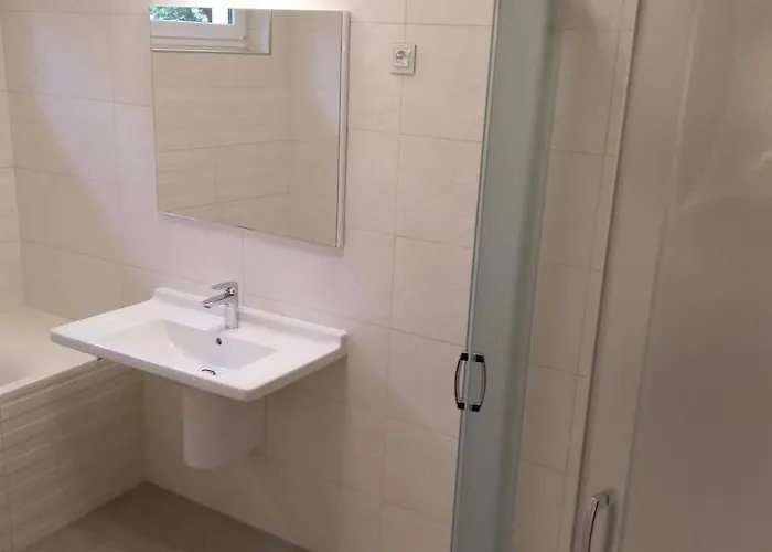 维奥莱塔文德汉斯公寓 凯斯特海伊